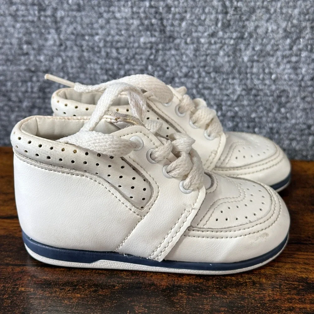 OshKosh Bgosh Vintage Infant White Leather High Top Sneakers Made in USA Size 3E